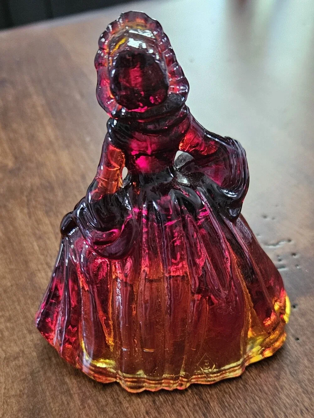 Boyds Lady Elizabeth Amberina Glass made with Colloidal Gold Whimsical Fairy